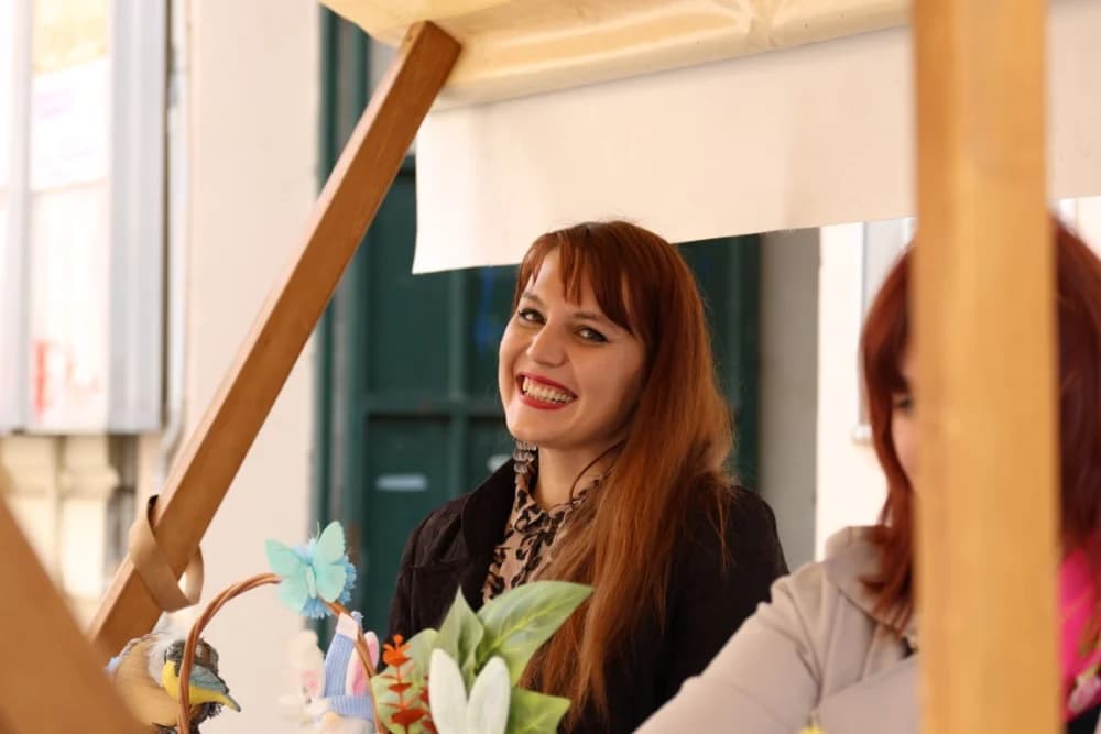(FOTOFALERIJA) Podjela posnih obroka građanima uz Uskršnji sajam u požeškoj