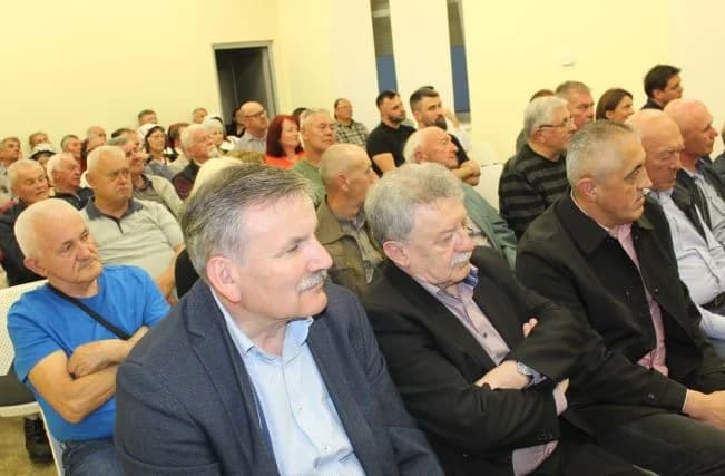 Predstavljena knjiga „Pakao se zove Jazovka“ autora Mladena Kuke iz Karlovca