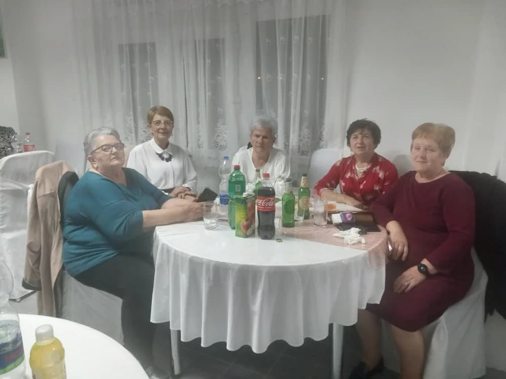 VESELO U VELIKOJ: Umirovljenici iz drugih mjesta dolaze na zabavne večeri Veličana