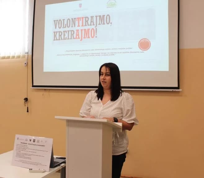Završnoj konferenciji  programa ʼVolonTIrajmo, kreirAJMO“ prisustvovali ministar Marin Piletić i županica Antonija Jozić
