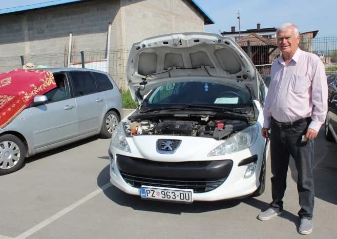 (FOTOGALERIJA) Prvi put održani buvljak i autopijac na Gradskoj tržnici Pleternica