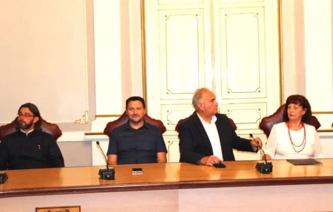Predstavljena nova knjiga Josipa Fajdića o zaslužnim Ličanima u našoj znanosti i kulturi