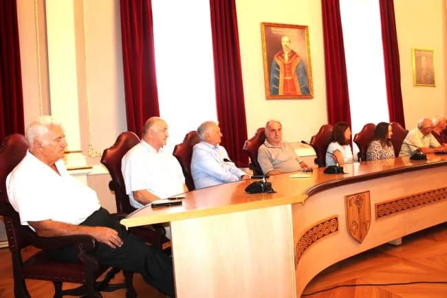 Predstavljena nova knjiga Josipa Fajdića o zaslužnim Ličanima u našoj znanosti i kulturi