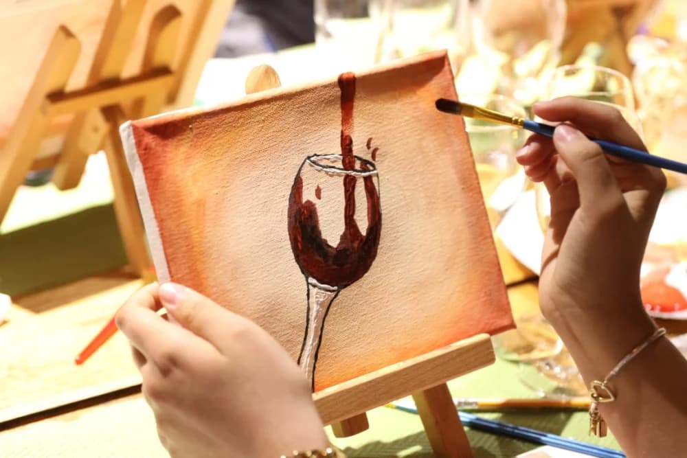 (FOTO) Tko je u Zlatnom Lugu na Wine&Paintu stvorio „remek djelo“ i pokazao svoja slikarska umijeća!?