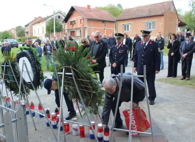 U Ruševu održana komemoracija za žrtve komunističkih zločina