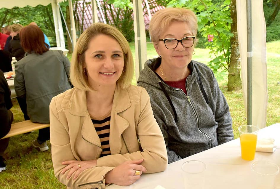 Radnici Plamena proslavili svoj praznik u prirodi uz glazbu i domaće specijalitete