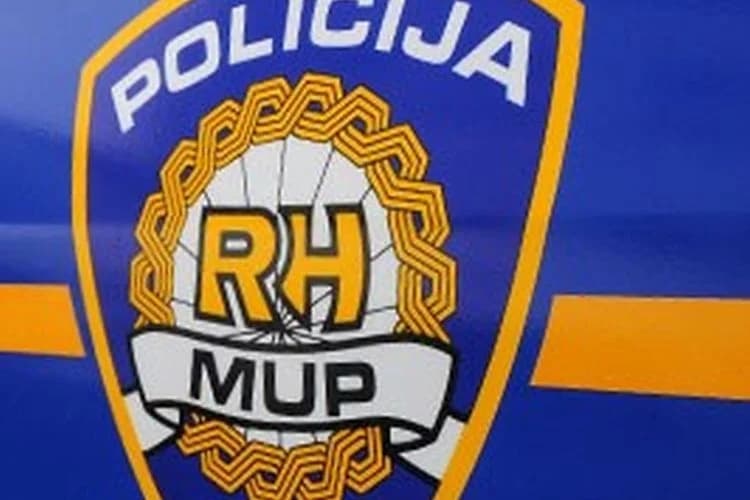 Policija u Sl. Brodu uhvatila tipa koji odvozi stari otpad