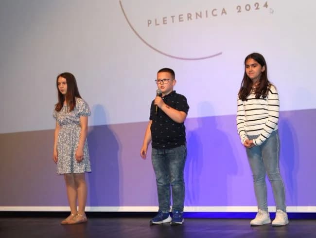 (FOTOGALERIJA) UZ DAN EUROPE: U Pleternici održana revija učeničkog stvaralaštva