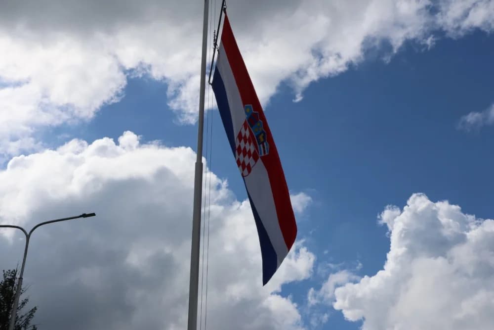 (FOTO) Na vjernost Domovini u Požegi ponosno prisegnulo 102 ročnica i ročnika Hrvatske vojske