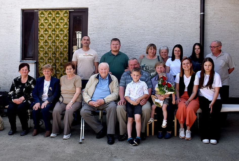 DVA JUBILEJA SLAVONSKOG KRALJA KULENA: 40. godišnjica braka i četvrt stoljeća uspješne proizvodnje
