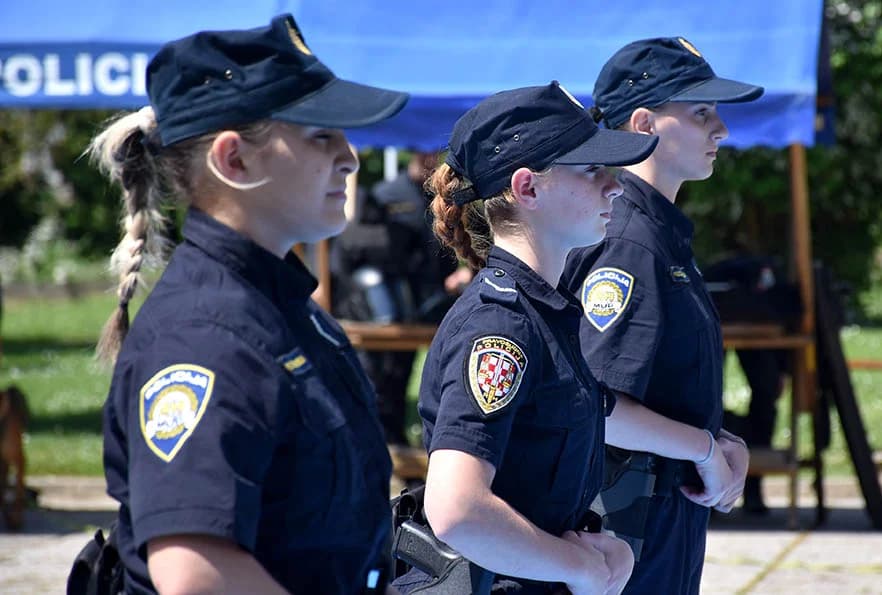 Kroz pokazne vježbe i prezentaciju opreme održan Dan otvorenih vrata policije