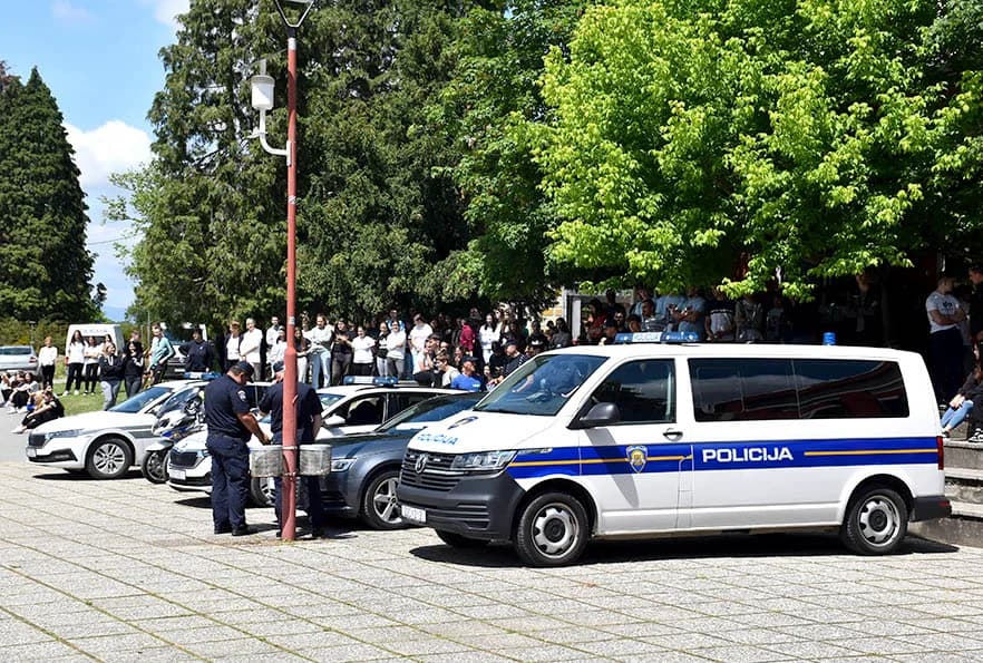 Kroz pokazne vježbe i prezentaciju opreme održan Dan otvorenih vrata policije