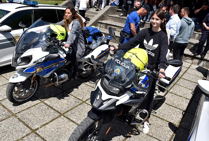 Kroz pokazne vježbe i prezentaciju opreme održan Dan otvorenih vrata policije