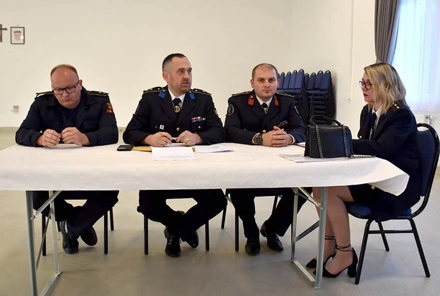 [FOTO] Vidljiv je porast intervencija vatrogasaca zbog elementarnih nepogoda, a pad požarnih