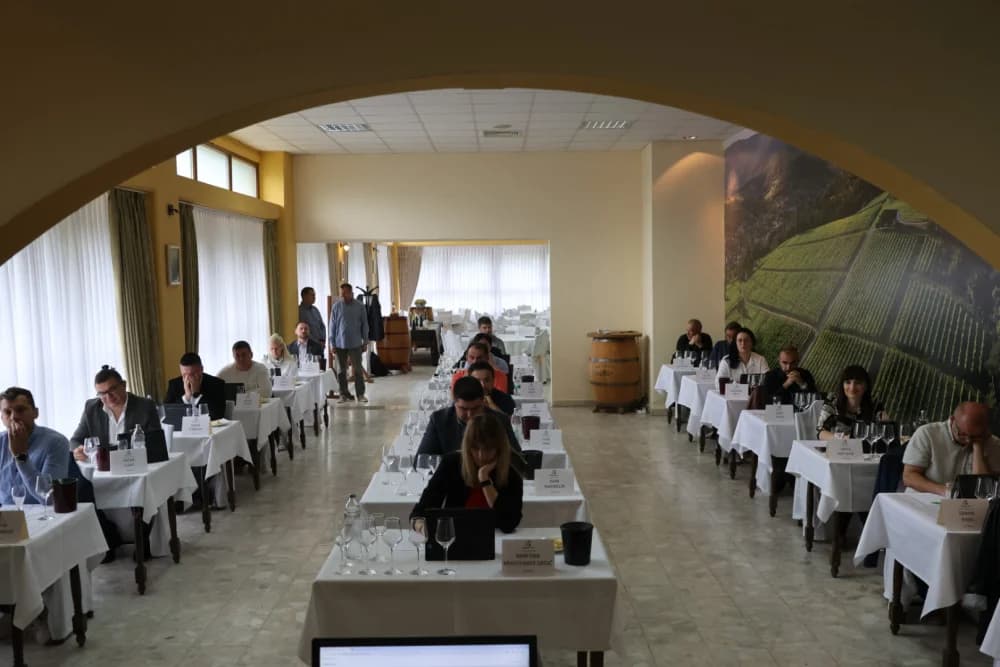 Eminentni stručnjaci u Kutjevu ocjenjuju 104 prispjela uzorka graševine: Najboljima slijede velika priznanja i odličja!