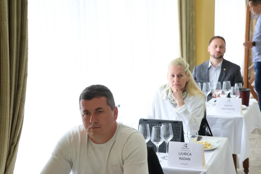 Eminentni stručnjaci u Kutjevu ocjenjuju 104 prispjela uzorka graševine: Najboljima slijede velika priznanja i odličja!