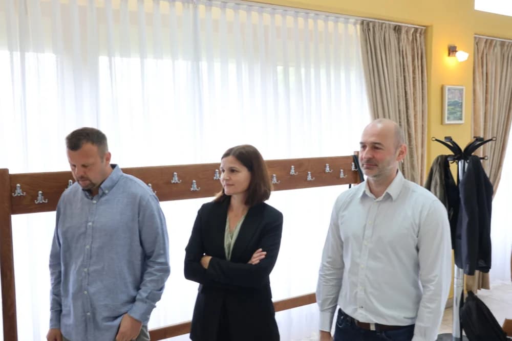 Eminentni stručnjaci u Kutjevu ocjenjuju 104 prispjela uzorka graševine: Najboljima slijede velika priznanja i odličja!