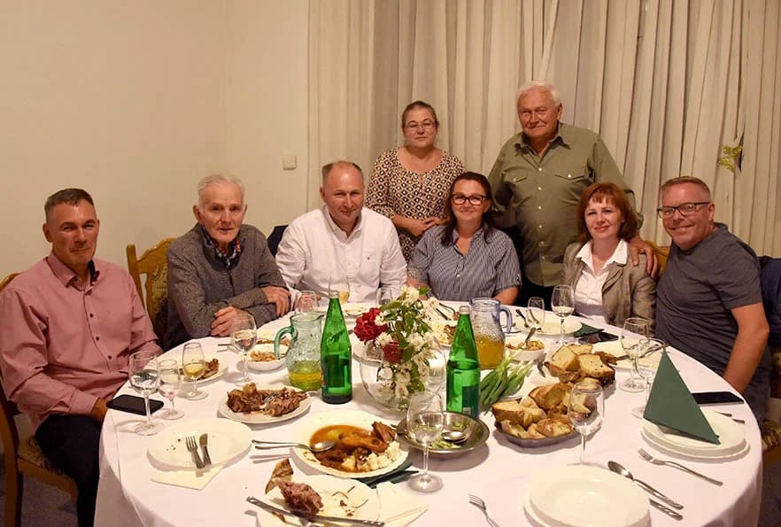 SLAVLJE KOD POZNATOG VINARA IVE ENJINGIJA: Torta za 84. rođendan