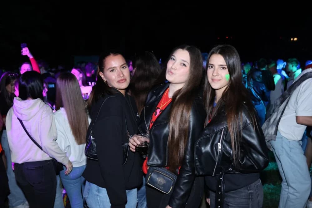 (VELIKA FOTOGALERIJA) Pozdrav maturantima: Više od 600 maturanata ja jedinstvenoj proslavi u Velikoj