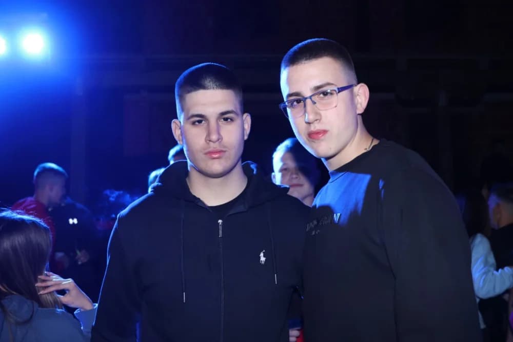 (VELIKA FOTOGALERIJA) Pozdrav maturantima: Više od 600 maturanata ja jedinstvenoj proslavi u Velikoj