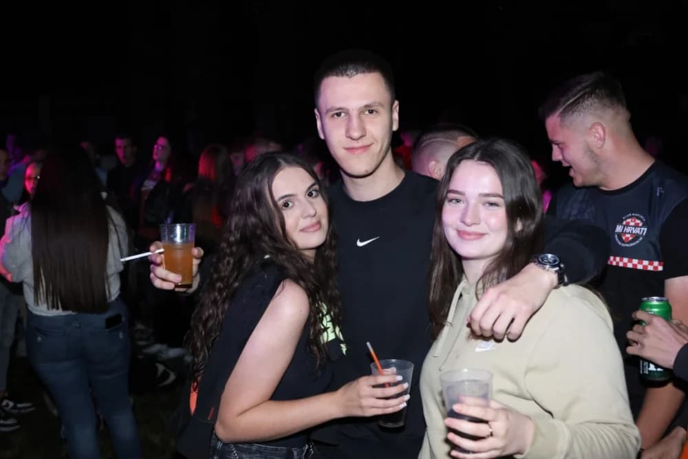 (VELIKA FOTOGALERIJA) Pozdrav maturantima: Više od 600 maturanata ja jedinstvenoj proslavi u Velikoj