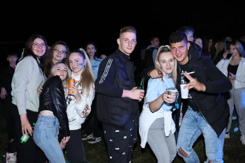 (VELIKA FOTOGALERIJA) Pozdrav maturantima: Više od 600 maturanata ja jedinstvenoj proslavi u Velikoj