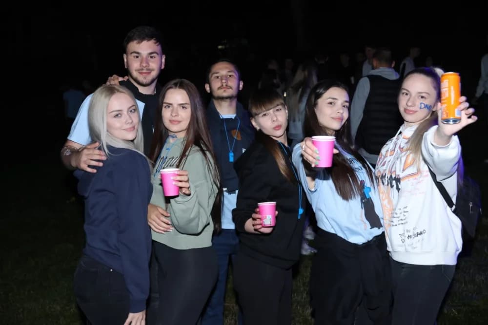 (VELIKA FOTOGALERIJA) Pozdrav maturantima: Više od 600 maturanata ja jedinstvenoj proslavi u Velikoj