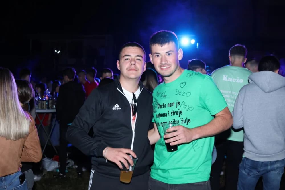 (VELIKA FOTOGALERIJA) Pozdrav maturantima: Više od 600 maturanata ja jedinstvenoj proslavi u Velikoj