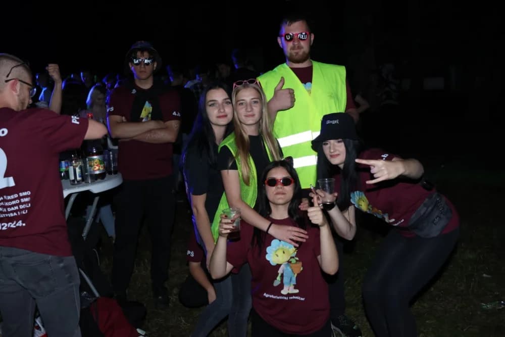 (VELIKA FOTOGALERIJA) Pozdrav maturantima: Više od 600 maturanata ja jedinstvenoj proslavi u Velikoj