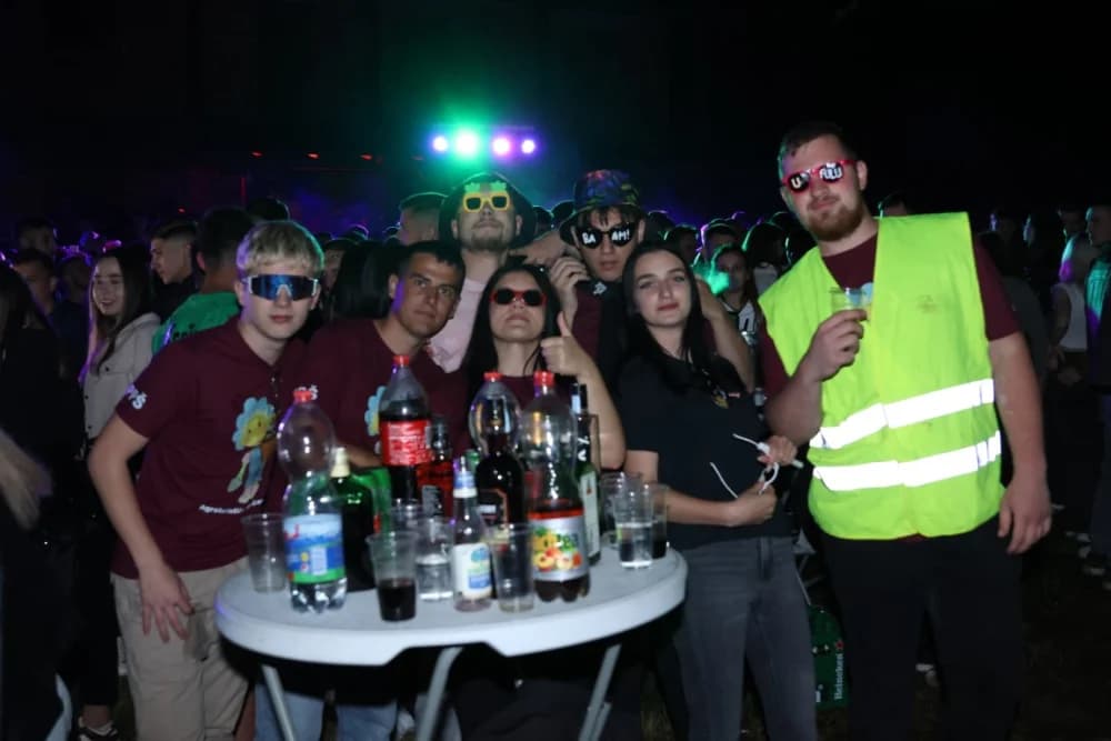 (VELIKA FOTOGALERIJA) Pozdrav maturantima: Više od 600 maturanata ja jedinstvenoj proslavi u Velikoj