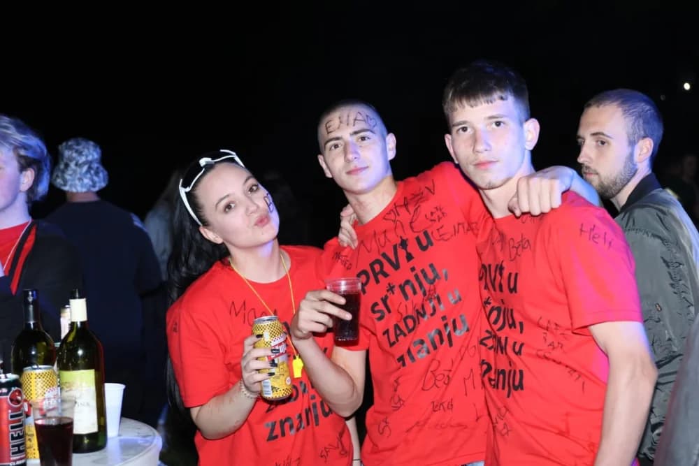 (VELIKA FOTOGALERIJA) Pozdrav maturantima: Više od 600 maturanata ja jedinstvenoj proslavi u Velikoj