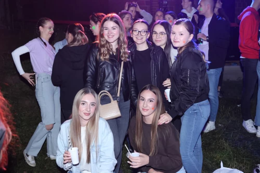 (VELIKA FOTOGALERIJA) Pozdrav maturantima: Više od 600 maturanata ja jedinstvenoj proslavi u Velikoj