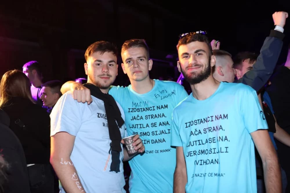 (VELIKA FOTOGALERIJA) Pozdrav maturantima: Više od 600 maturanata ja jedinstvenoj proslavi u Velikoj