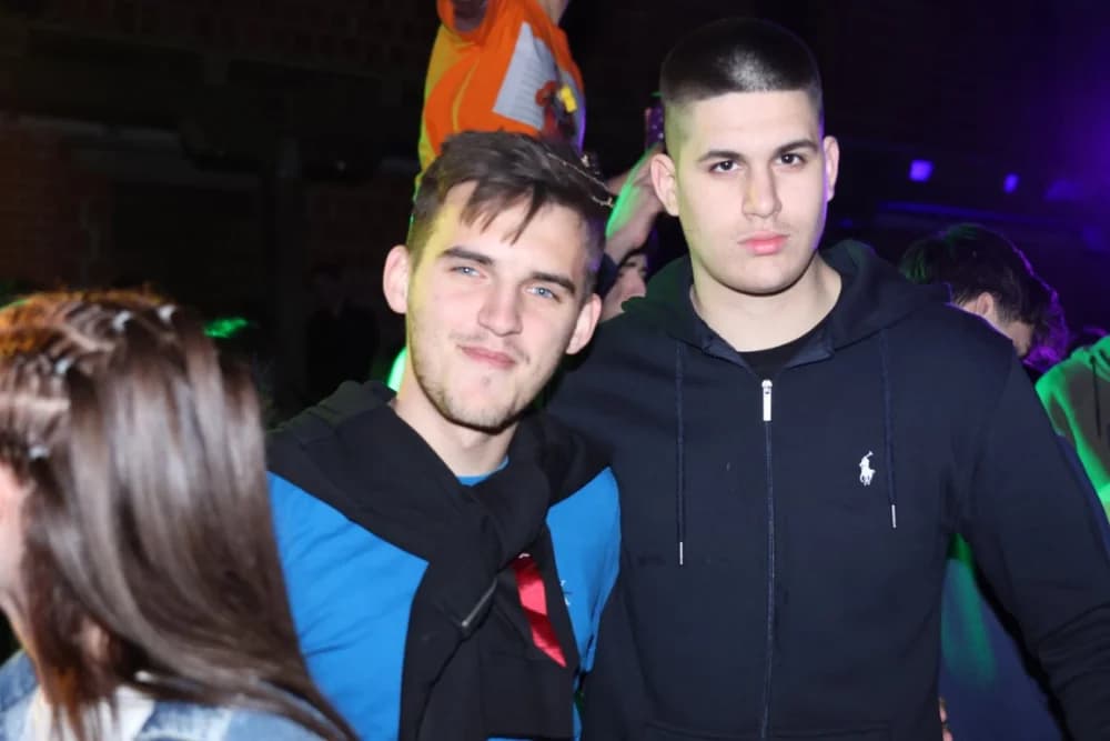 (VELIKA FOTOGALERIJA) Pozdrav maturantima: Više od 600 maturanata ja jedinstvenoj proslavi u Velikoj