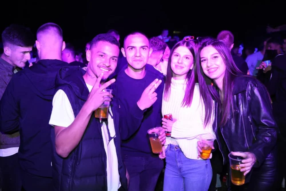 (VELIKA FOTOGALERIJA) Pozdrav maturantima: Više od 600 maturanata ja jedinstvenoj proslavi u Velikoj