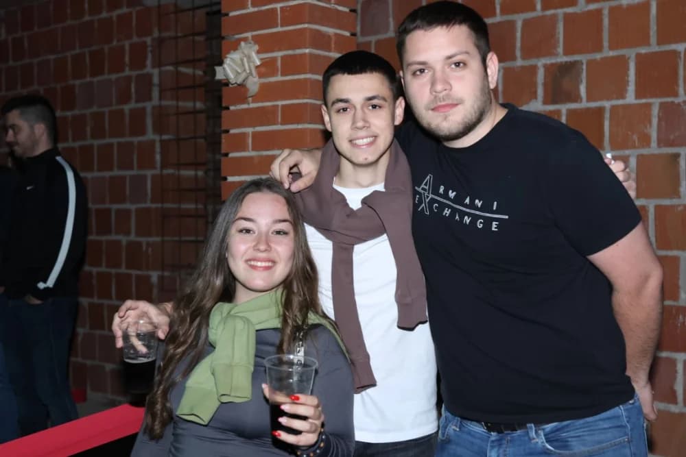 (VELIKA FOTOGALERIJA) Pozdrav maturantima: Više od 600 maturanata ja jedinstvenoj proslavi u Velikoj