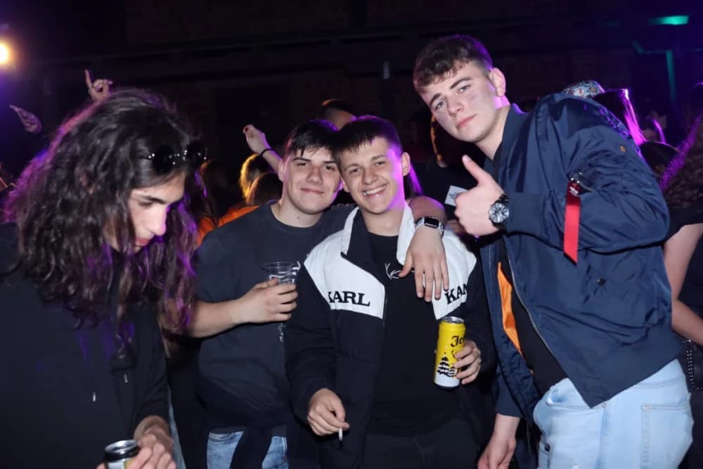 (VELIKA FOTOGALERIJA) Pozdrav maturantima: Više od 600 maturanata ja jedinstvenoj proslavi u Velikoj