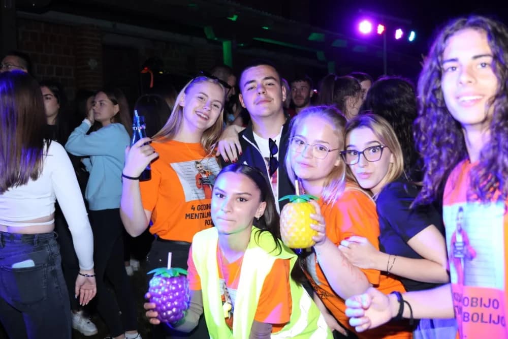 (VELIKA FOTOGALERIJA) Pozdrav maturantima: Više od 600 maturanata ja jedinstvenoj proslavi u Velikoj