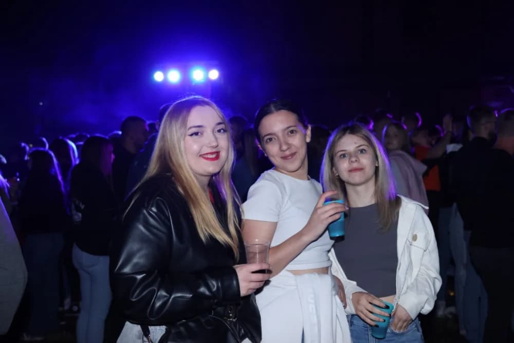 (VELIKA FOTOGALERIJA) Pozdrav maturantima: Više od 600 maturanata ja jedinstvenoj proslavi u Velikoj
