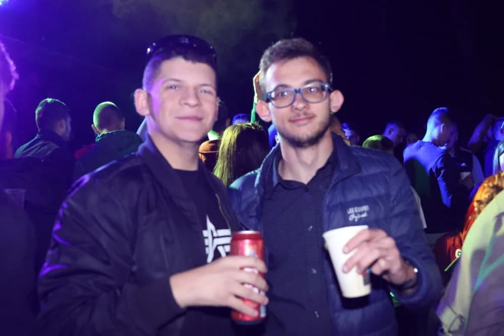 (VELIKA FOTOGALERIJA) Pozdrav maturantima: Više od 600 maturanata ja jedinstvenoj proslavi u Velikoj