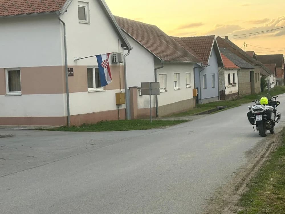Automobil udario u dijete - vozač pobjegao