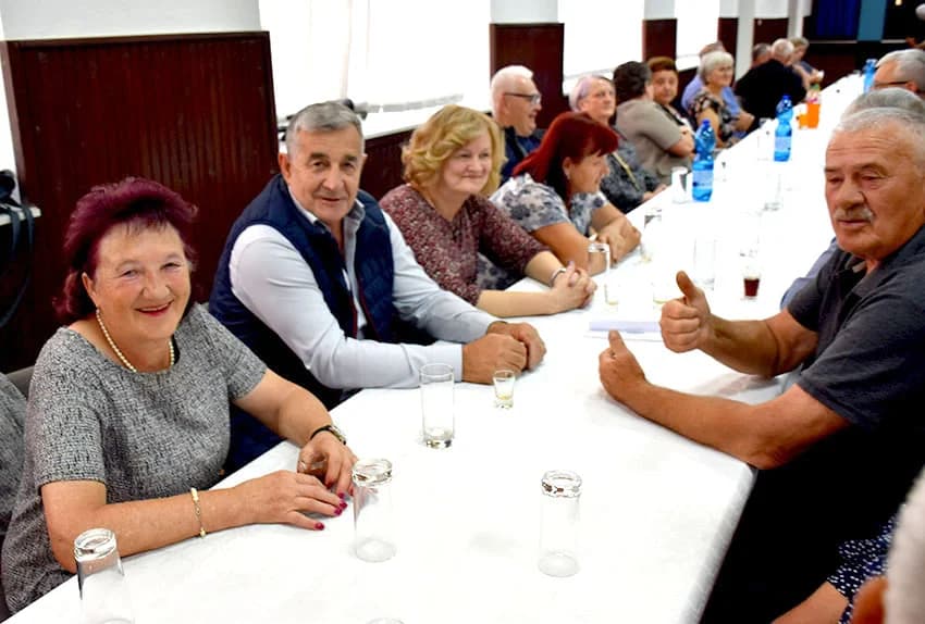 SKUPŠTINA, PA DRUŽENJE: Kaptolački umirovljenici tradicionalno se okupili uz blagdan Duhova