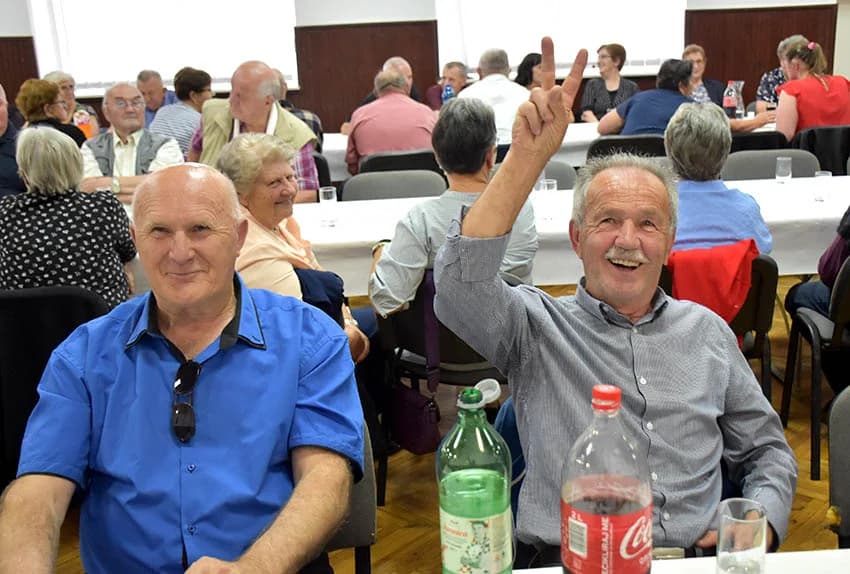 SKUPŠTINA, PA DRUŽENJE: Kaptolački umirovljenici tradicionalno se okupili uz blagdan Duhova