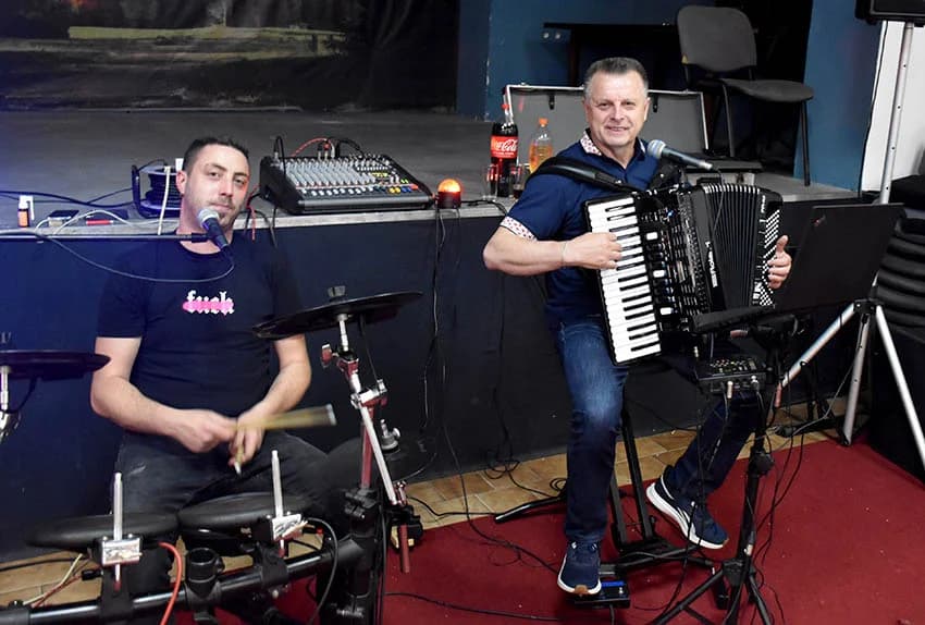 SKUPŠTINA, PA DRUŽENJE: Kaptolački umirovljenici tradicionalno se okupili uz blagdan Duhova