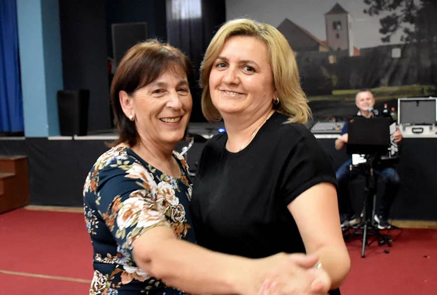 SKUPŠTINA, PA DRUŽENJE: Kaptolački umirovljenici tradicionalno se okupili uz blagdan Duhova