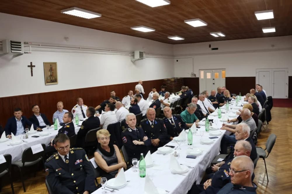 VATROGASTVO POŽEŠKE ŽUPANIJE: Dobra suradnja na svim razinama – Povelja zahvalnosti potvrdila plodan rad