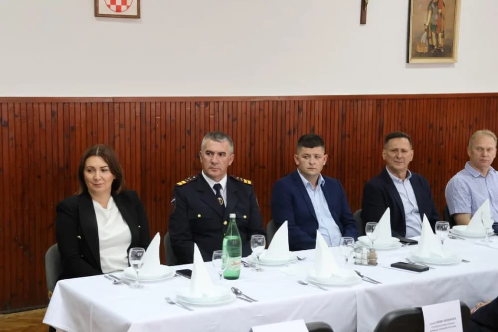 VATROGASTVO POŽEŠKE ŽUPANIJE: Dobra suradnja na svim razinama – Povelja zahvalnosti potvrdila plodan rad