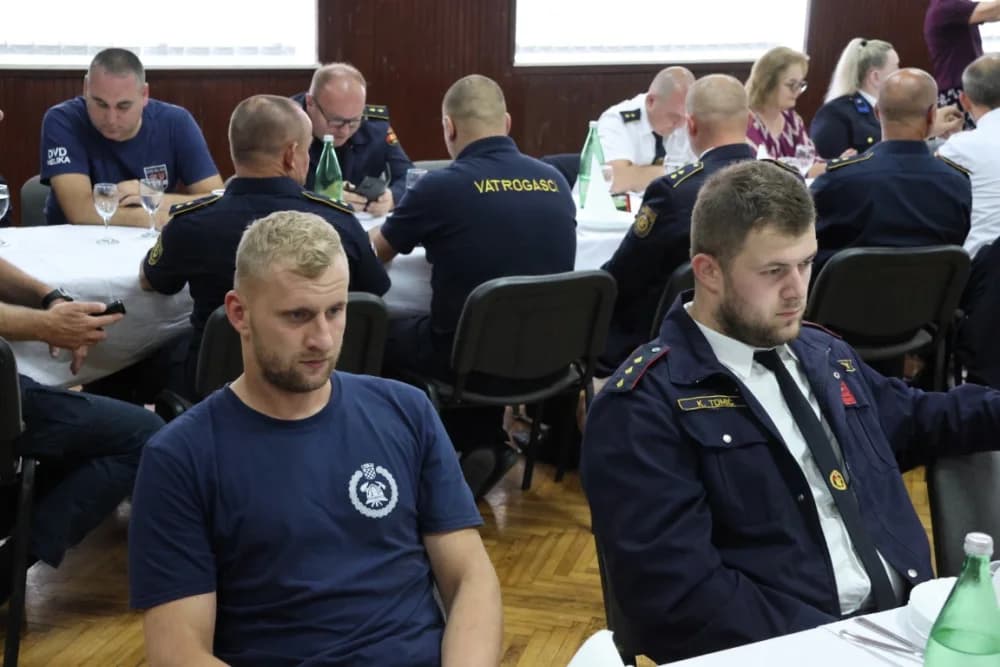 VATROGASTVO POŽEŠKE ŽUPANIJE: Dobra suradnja na svim razinama – Povelja zahvalnosti potvrdila plodan rad
