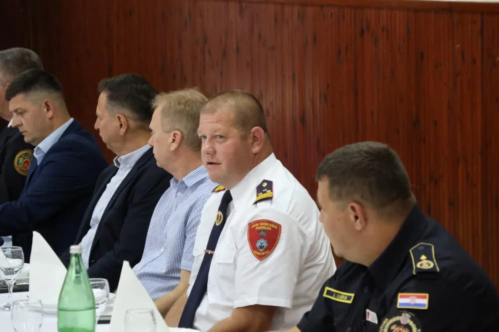 VATROGASTVO POŽEŠKE ŽUPANIJE: Dobra suradnja na svim razinama – Povelja zahvalnosti potvrdila plodan rad