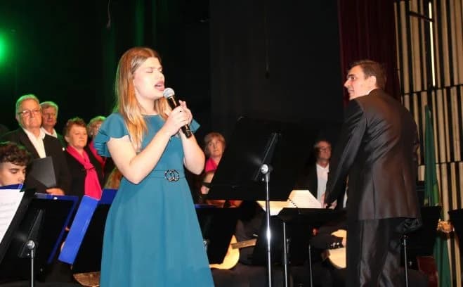 (FOTO) Održan koncert za pamćenje Ličkog zavičajnog društva „Vila Velebita“